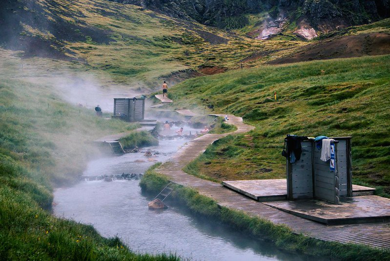 hot-springs-in-iceland-reykjadalur-steam-valley