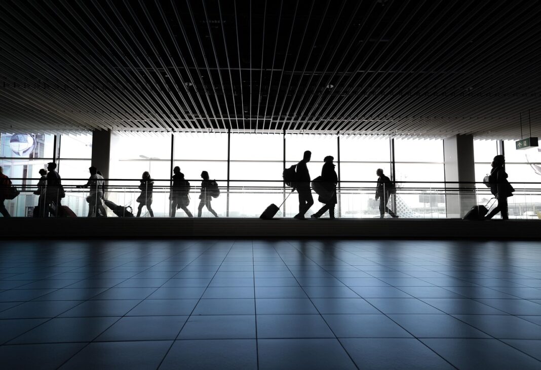 eu hand luggage fees abolish